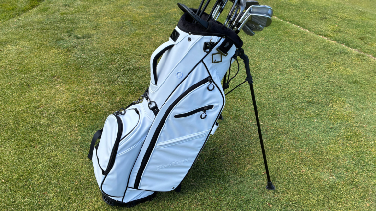 CaddyDaddy RevCore Lux Lightweight Stand Bag Review CaddyDaddy RevCore Lux Lightweight Stand Bag Review