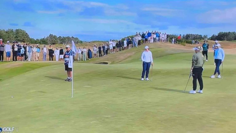 Charley Hull hits 15-foot putt, then plays 5 more shots